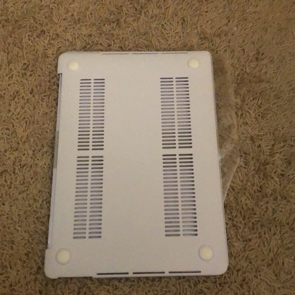 MacBook Pro 13.3” computer cover - Picture 5 of 7